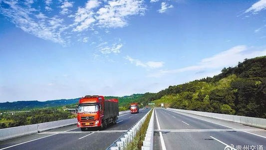 疫情发生以来,为支持全省交通行业加快恢复发展,广东省交通运输厅通过