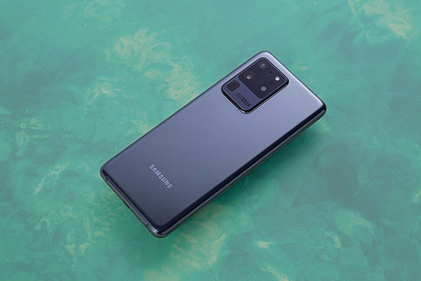 配备isocell bright hmx传感器的三星s20 ultra