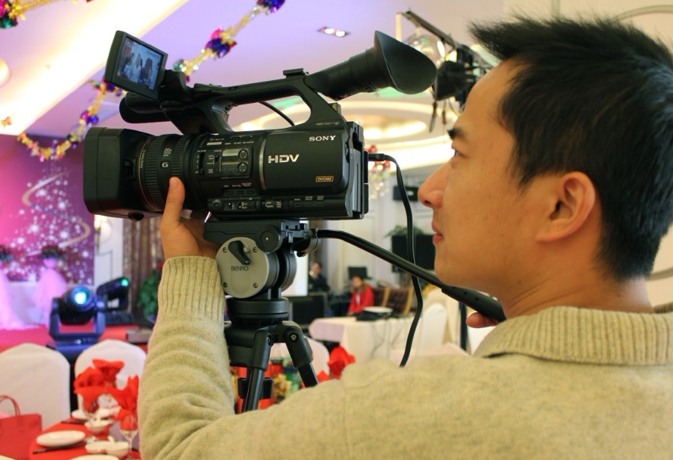 成都摄像摄影公司提供会议活动摄像，电视短片拍摄