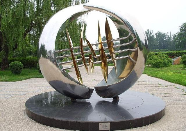 广州黄埔区订做不锈钢雕塑，设计美观，精湛工艺