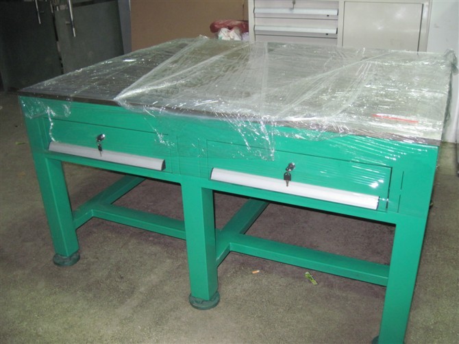 鋼板桌面模具維修臺價格，鋼板格車車間模具維修臺定做