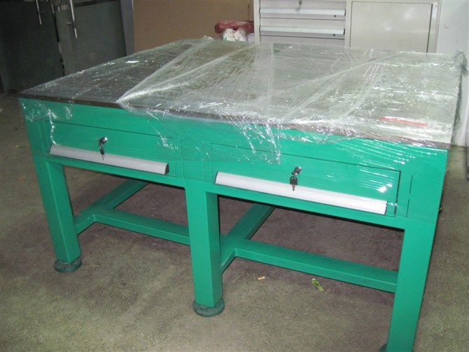 25毫米厚钢板省模桌图片，加工中心省模桌厂家