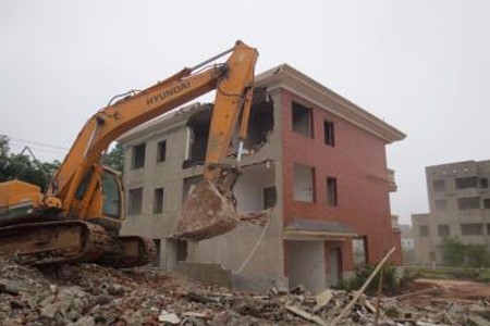 廣州海珠危房舊房拆除施工，經驗豐富，歡迎來電