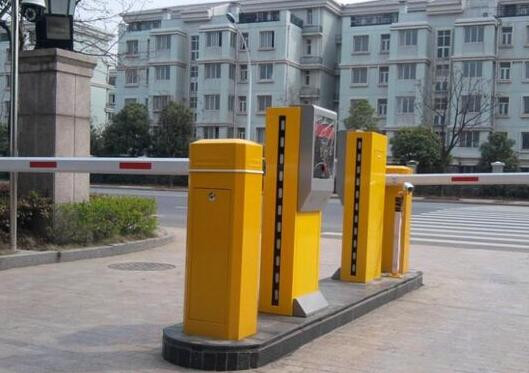 重慶停車場門禁系統安裝，運行穩定，省心省力