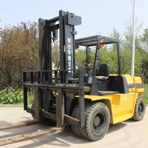 威海文登区北京现代电动hb30e克拉克柴油叉车cd20