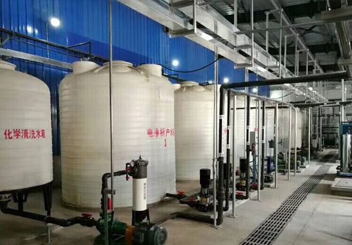 重庆抗旱30吨塑料水塔，化学性能稳定，维修方便