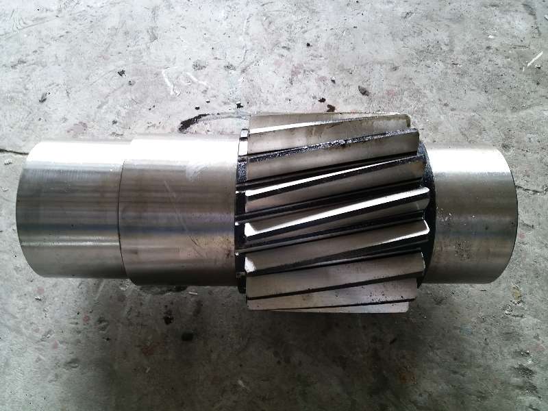 5硬齿面减速机21齿65齿齿轮轴配件