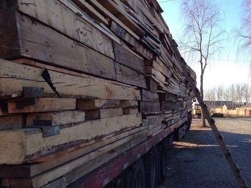 唐山回收二手旧木材，为各企事业单位处理废弃物