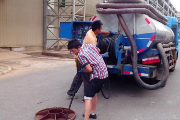 仪征青山镇高压车清洗服务，为您提供优质的服务