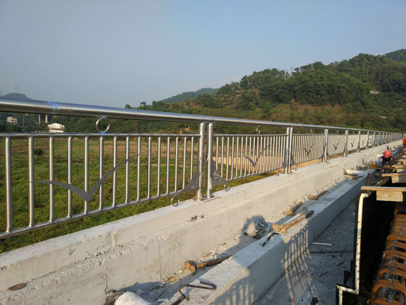 橋樑欄杆價格,公園景觀圍欄圖片,佛山河道護欄生產廠家