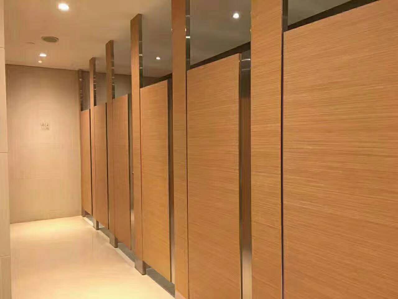 郑州pvc卫生间隔断,上哪买价格合理的高隔墙