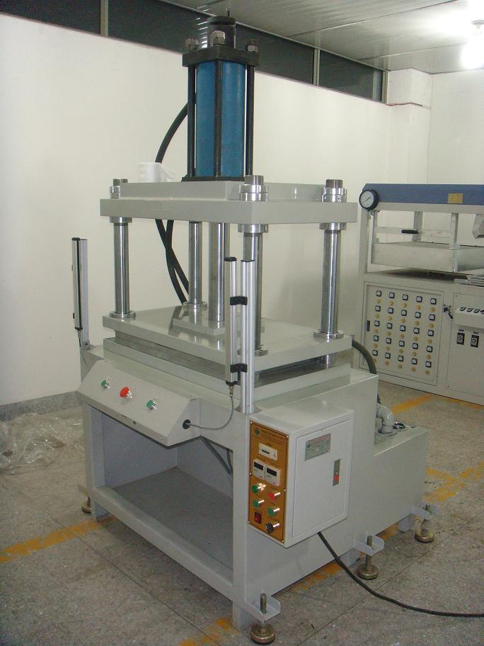 软性电路板压合油压机中山油压机