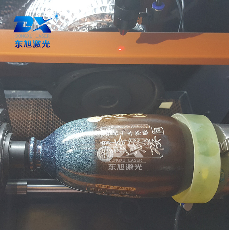 东旭升级款969酒坛激光雕刻机陶瓷酒坛玻璃酒雕刻机