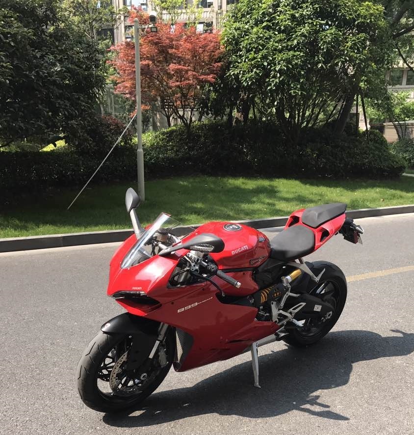 上海租借杜卡迪摩托车上海借用杜卡迪摩托车上海出