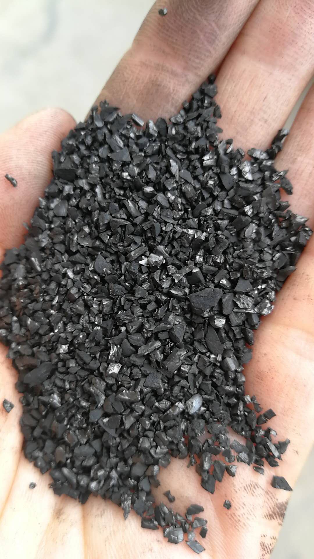 73_直供天然优质净水椰壳颗粒活性炭,纯净水过滤1000碘值_河南金丰环