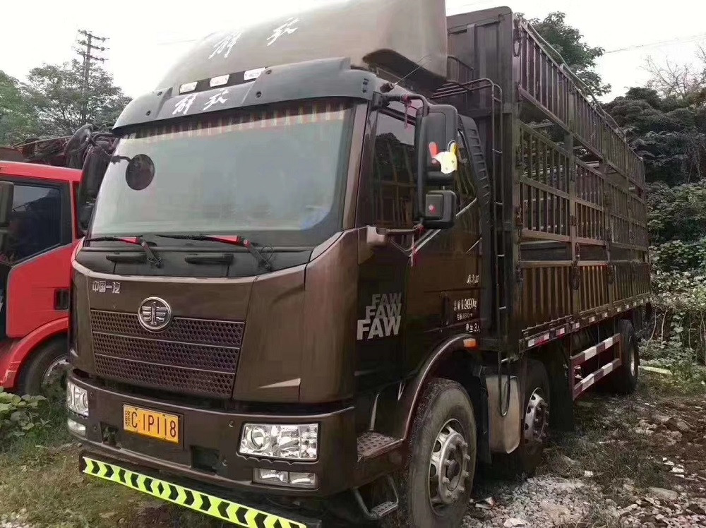 解放j6p前四后四7.8米高栏货车_壹佰业