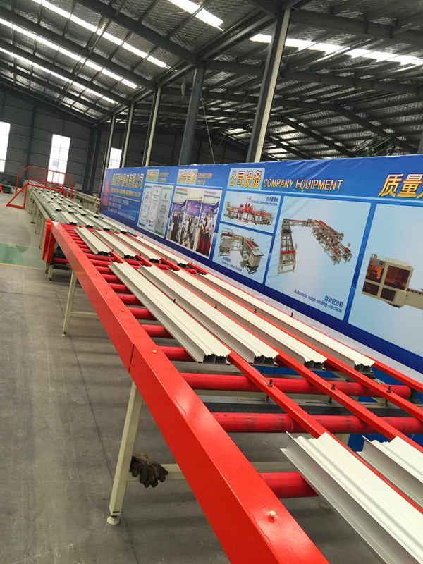 制作石膏线设备,生产石膏线机器,石膏线条机械