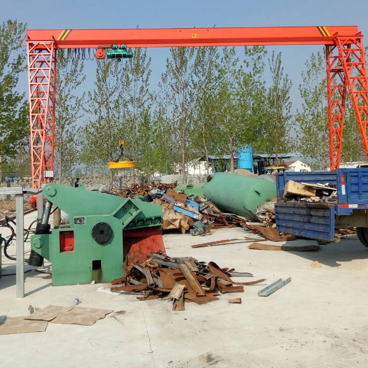 云南电磁吸盘电动龙门吊安装想