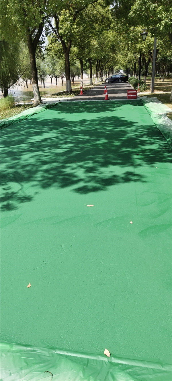 莲湖区,各种颜色路面喷涂及路面养护剂