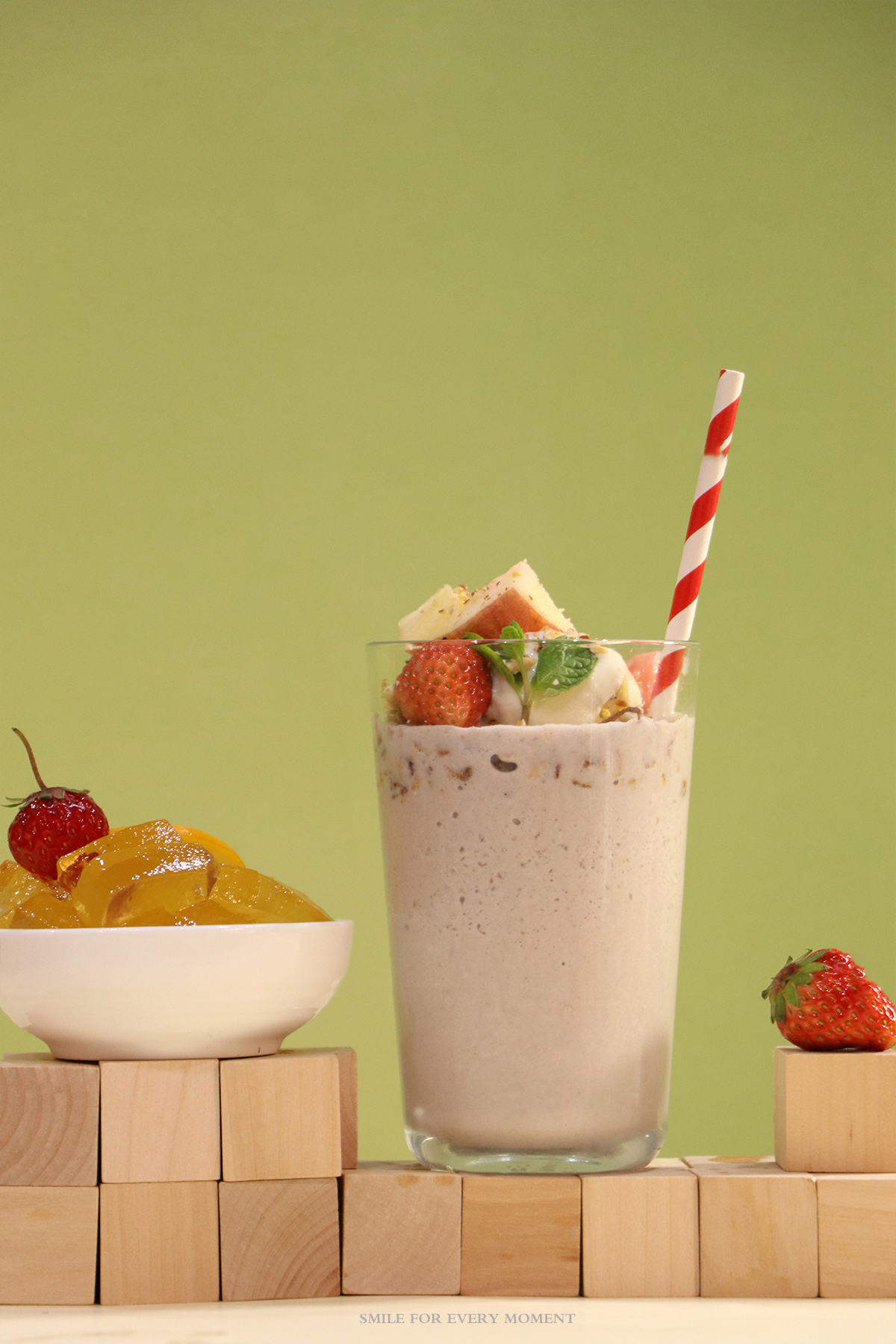 1200x1800 /p> p>水果奶昔.jpg