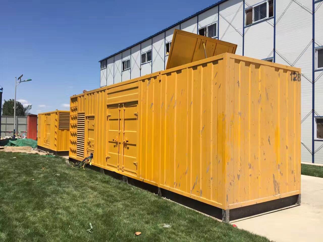 环保环保低噪声运行通过加装防音罩壳或在机房加装降噪装置实现环保