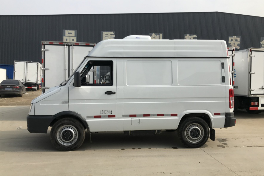 依维柯daily面包冷藏车