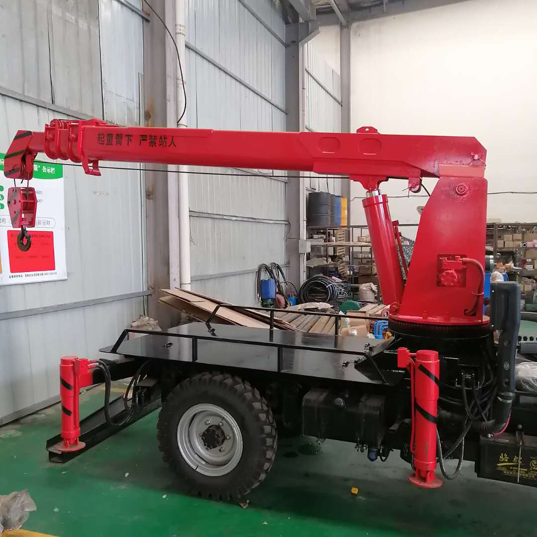 改装三轮随车吊小型汽车吊农用三轮吊