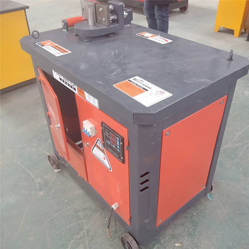 钢筋箍筋弯曲机是工程用钢筋弯曲设备,弯曲角度及尺寸调整,能将材质为