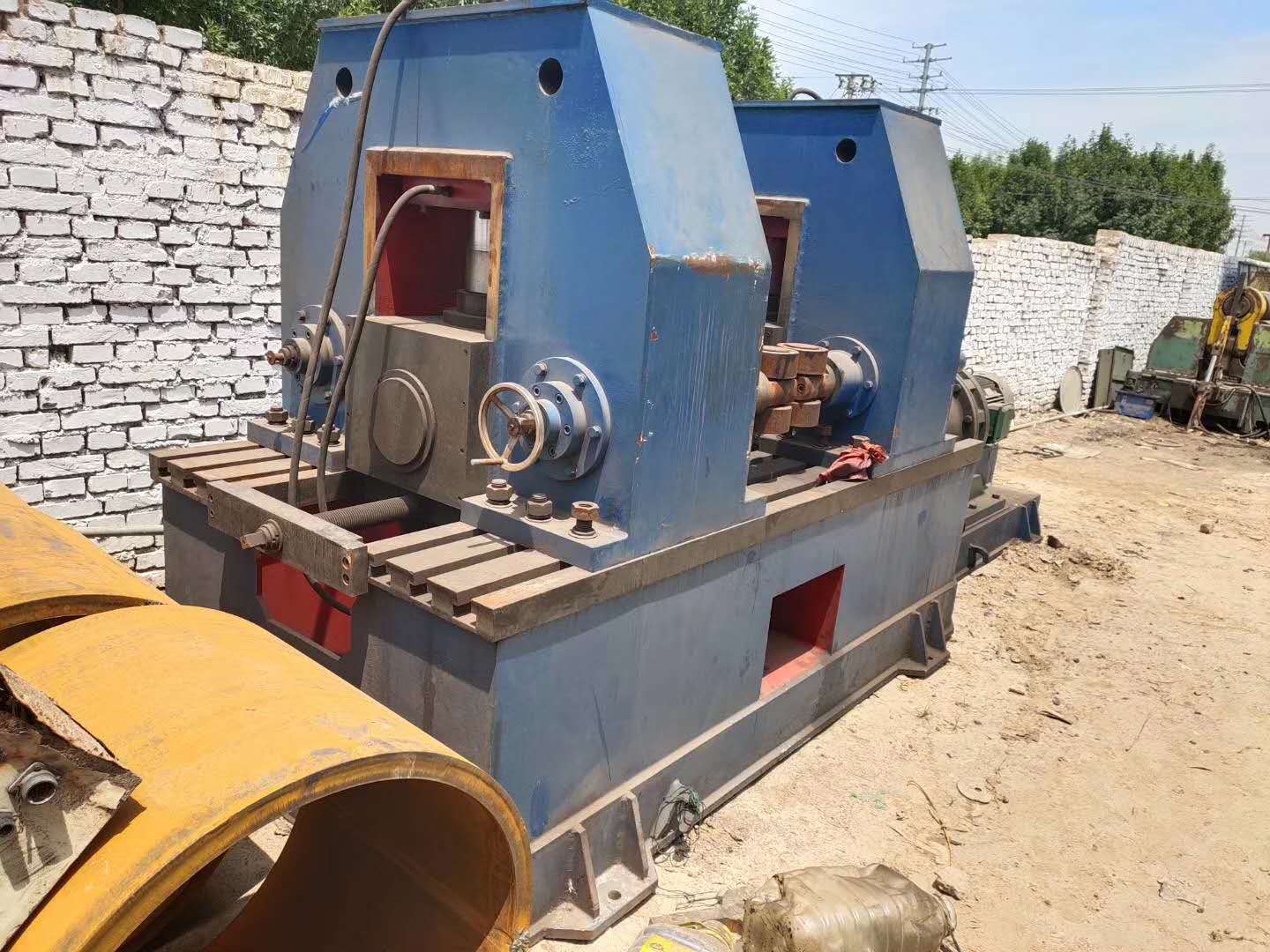 出售全新未用,9成新液压h型钢矫正机一套