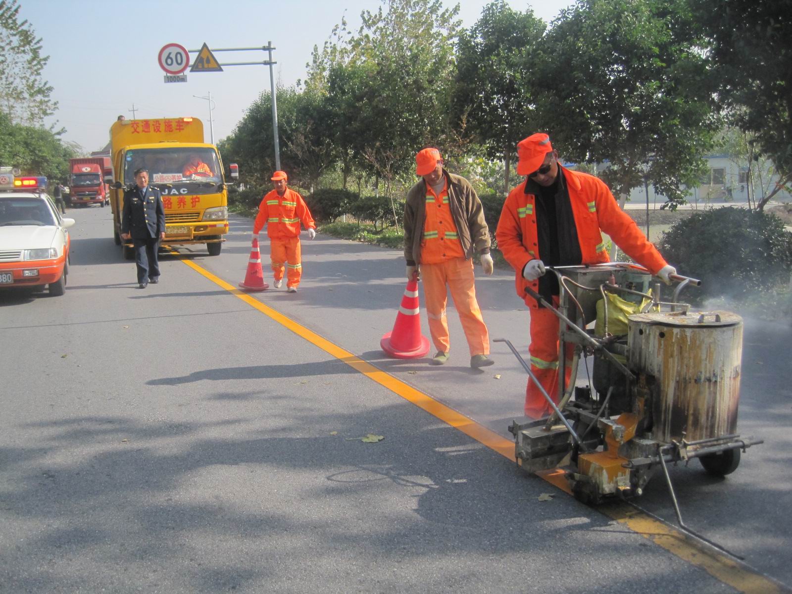 江门环市街道交通标线马路划线斑马线自车位道划线站台划线施工队
