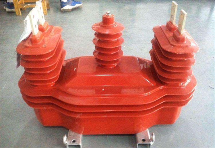 jlszv-10kv干式组合式互感器本产品适用于额定频率50hz,额定电压10kv