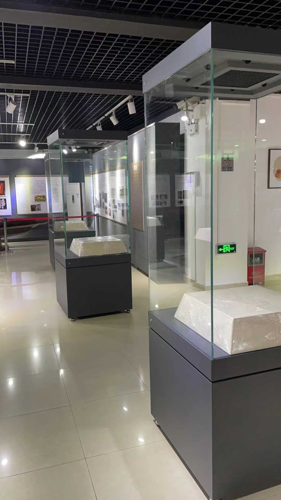 福州博物馆展柜尺寸一般是多少，量身定制，