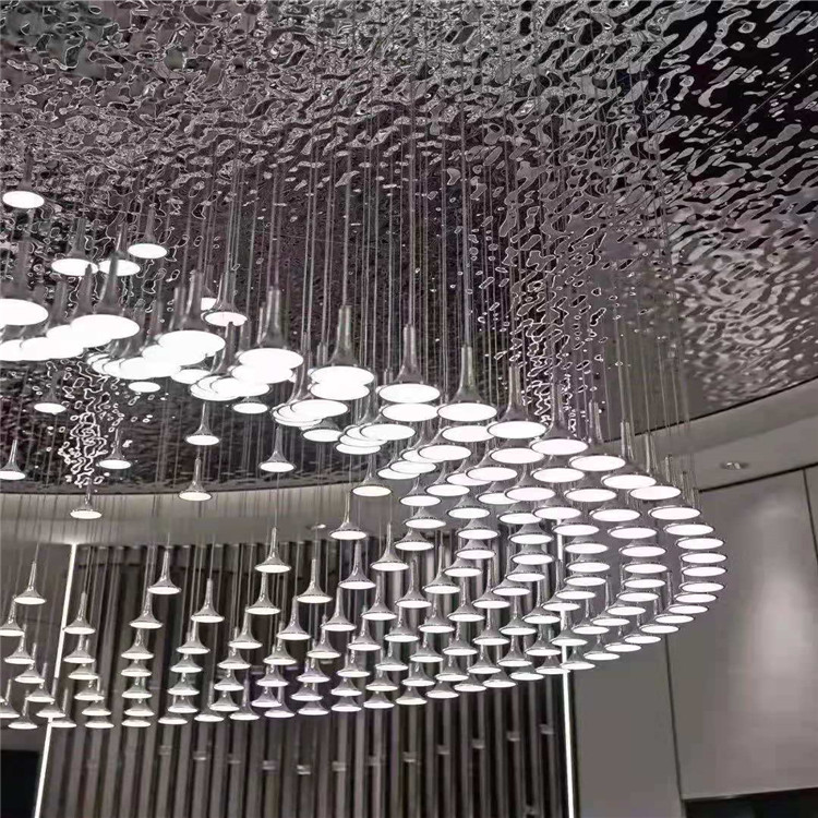 镜面不锈钢水波纹天花装饰板生产剪折一条龙厂家