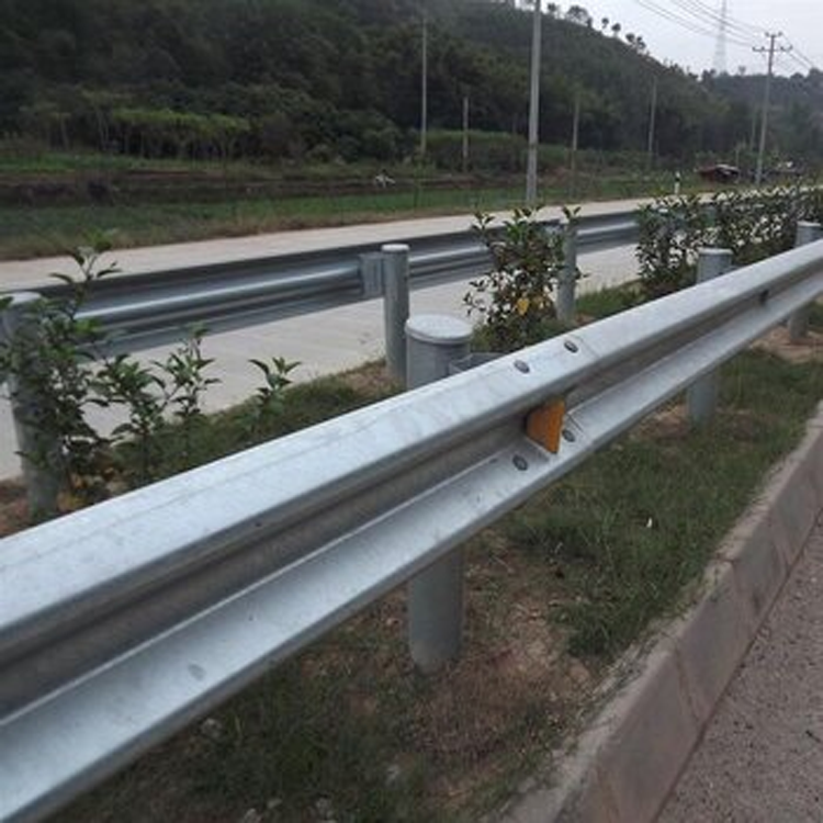 波形護欄 (4).png