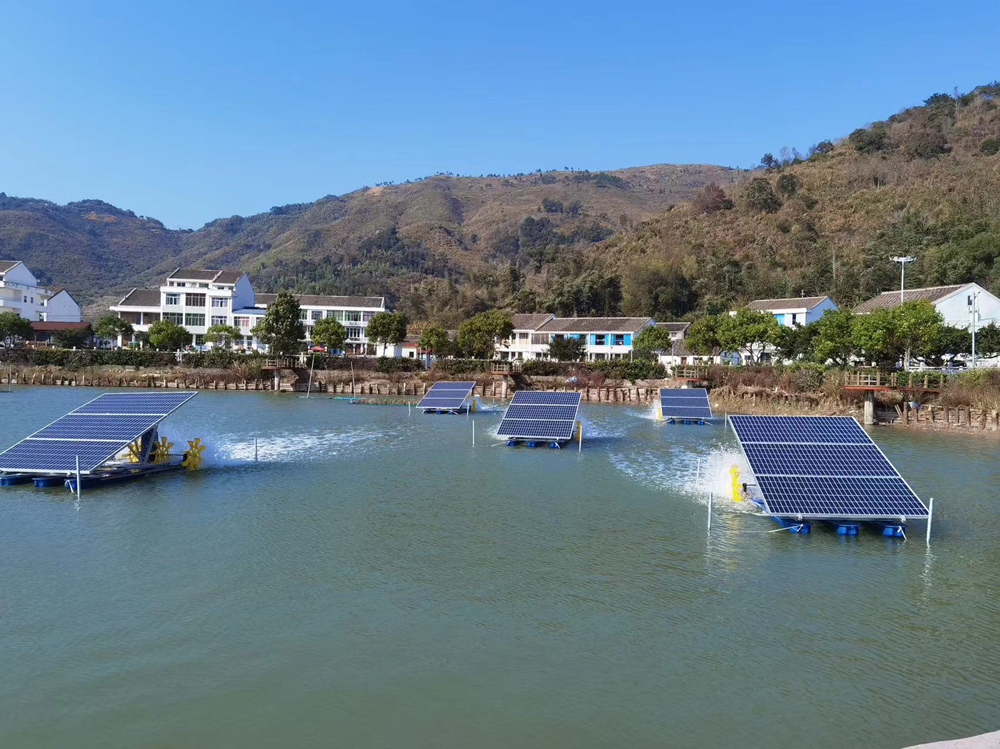 750W太阳能水车增氧机.jpg