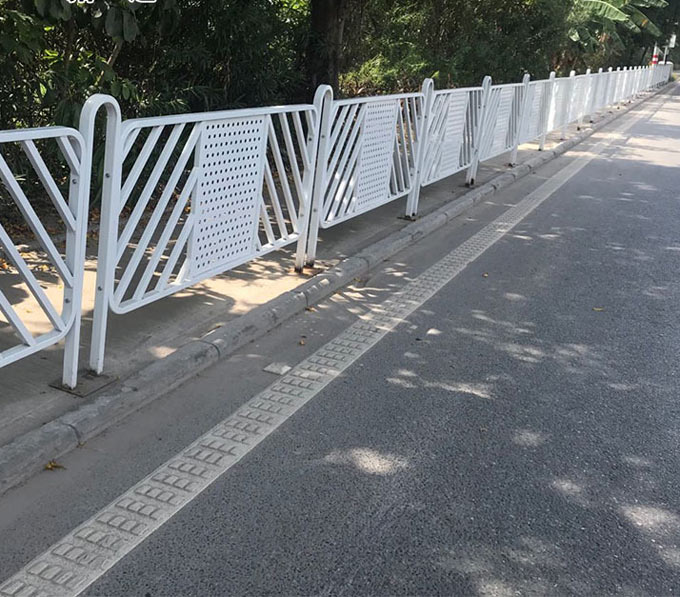 中山桥底护栏珠海渔女市政隔离栅路侧市政围栏