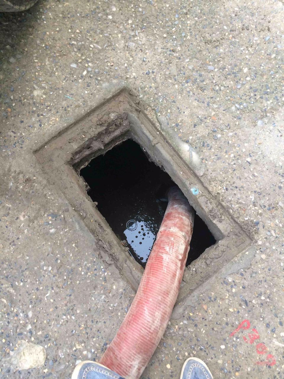 1, 清理化粪池 清掏化粪池,沉淀池清淤,污水处理池清淤,管道清淤