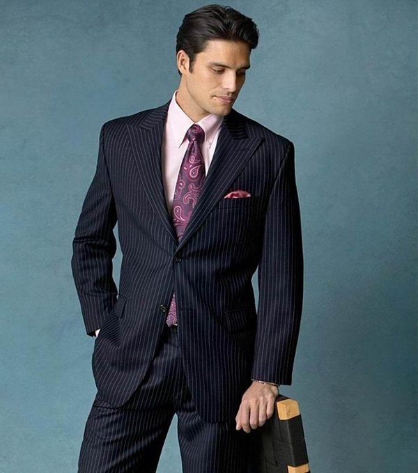 不同场合西服定制应该怎么穿才好?